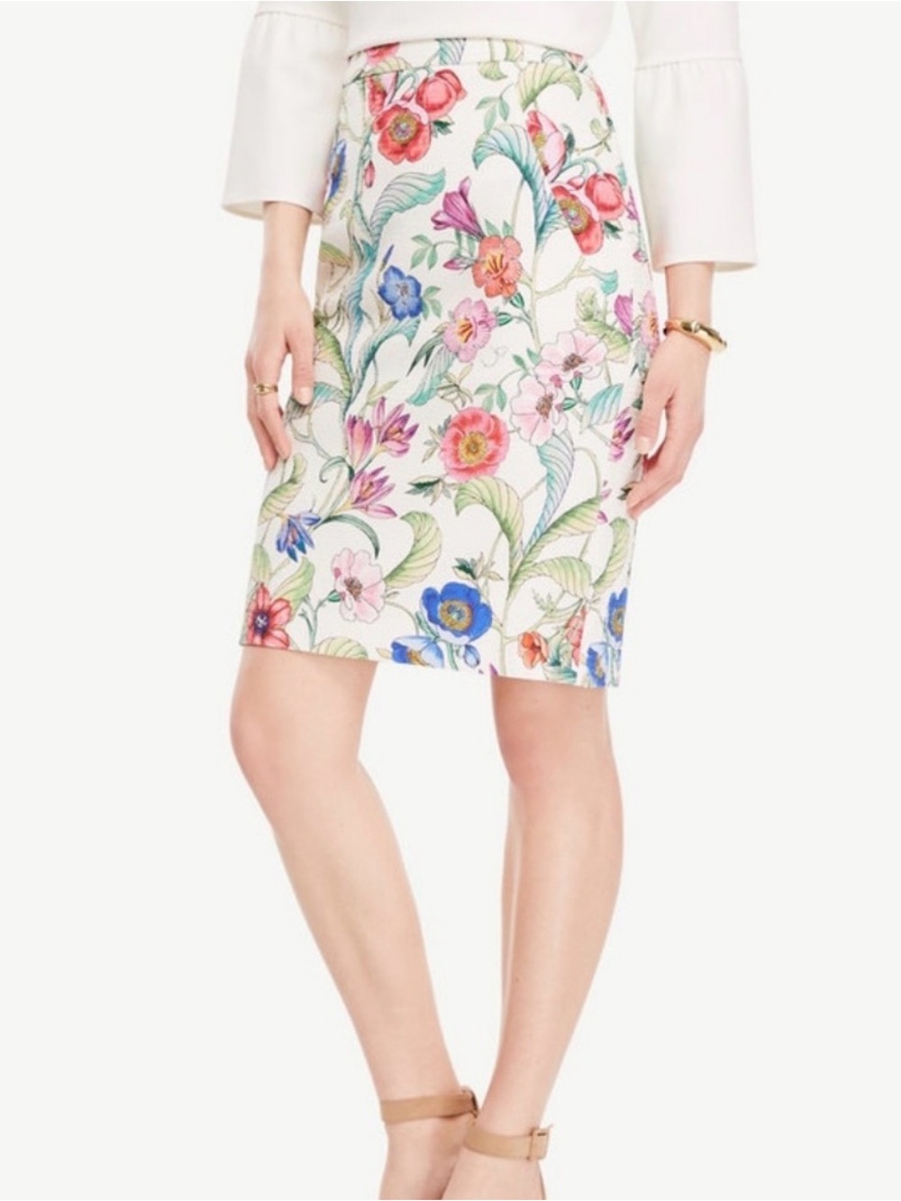 Ann Taylor White Floral Pencil Skirt with Multicolor Blooms SIZE 2 NWOT